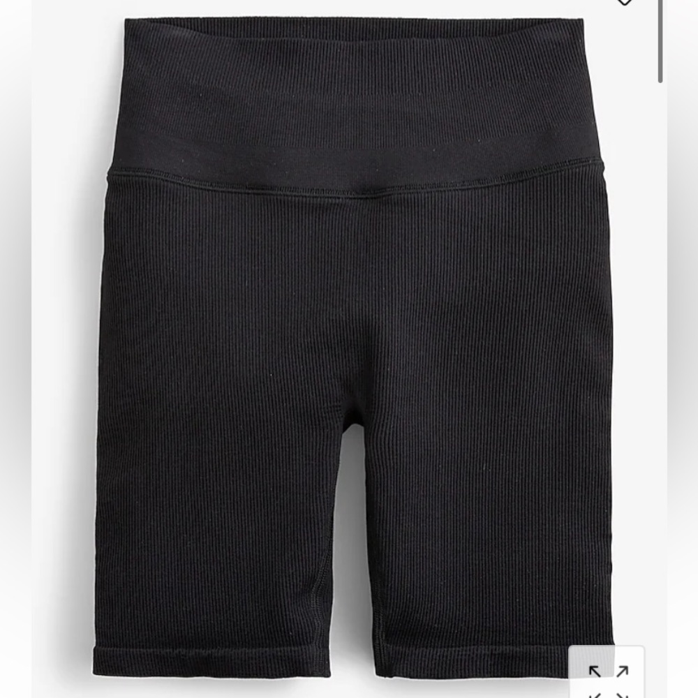 NWT J.Crew SculptStretch high-rise ribbed bike short in black color, Size Small